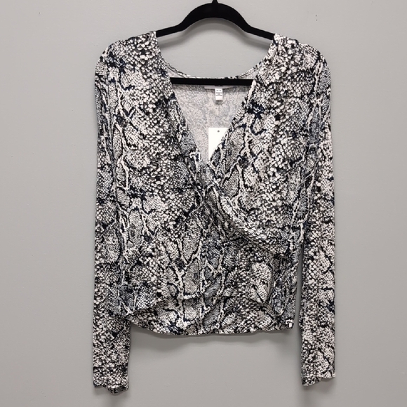 NWT Toboggan White Label Jeanie XL Top. Black/White/Python - Picture 1 of 5